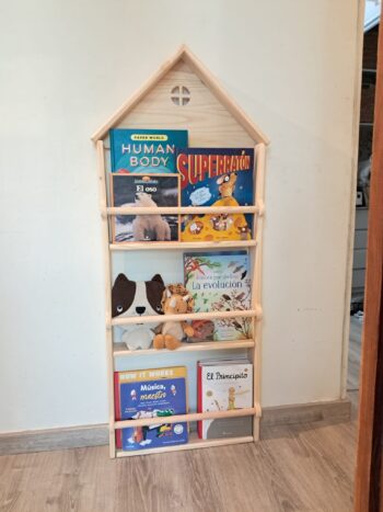 Estantería librería casita